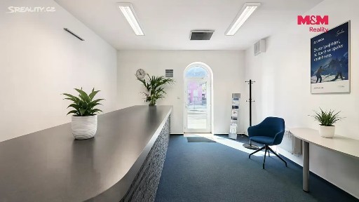 Pronájem obchodního prostoru 108 m² Ke Stírce, Praha - Kobylisy