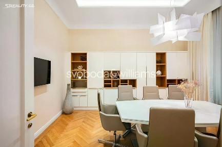 Prodej kanceláře 68 m²