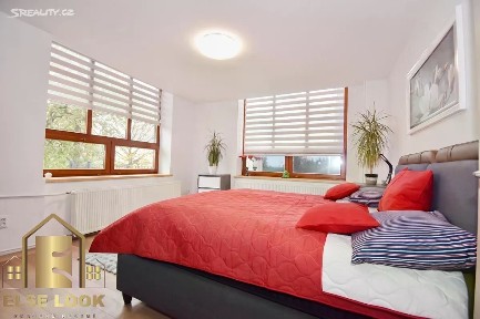 Pronájem bytu 3+kk 70 m² Kramolna
