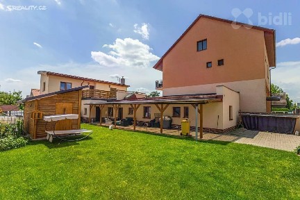Prodej rodinného domu 130 m², pozemek 444 m²
