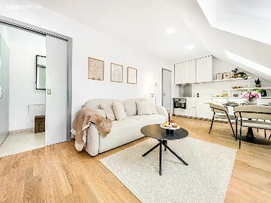 Pronájem bytu 2+kk 57 m² Bieblova, Praha - Smíchov