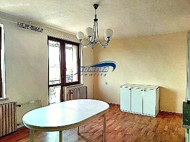 Pronájem bytu 2+1 66 m² Obchodní, Vranovice
