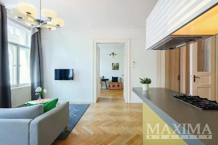 Prodej bytu 2+kk 55 m² Plaská, Praha - Malá Strana