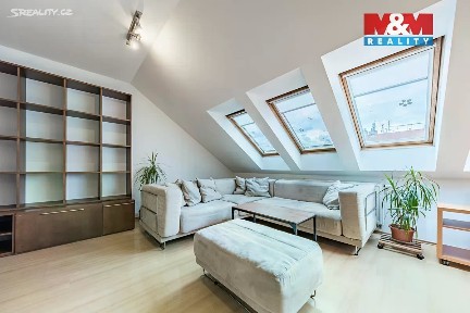 Prodej bytu 2+kk 65 m² Na sypkém, Praha - Libeň