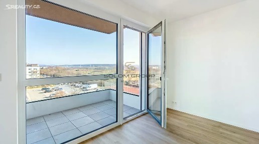 Prodej bytu 2+kk 47 m² Arnošta Valenty, Praha - Černý Most