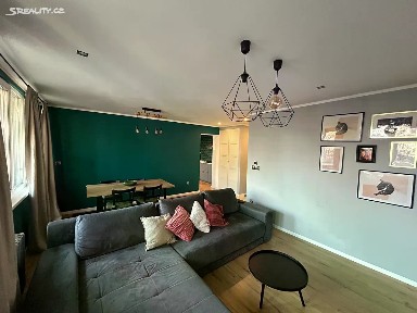 Prodej bytu 3+1 69 m² Plzeňská, Praha - Smíchov