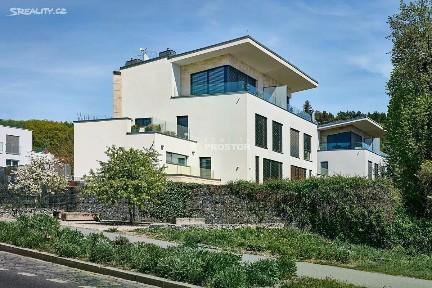 Pronájem rodinného domu 433 m², pozemek 454 m² Pod Salabkou, Praha - Troja