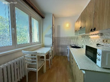 Pronájem bytu 3+1 71 m² Cihlářská čtvrť, Hodonín