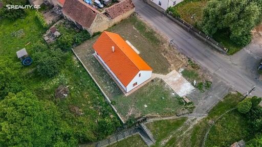 Prodej rodinného domu 120 m², pozemek 832 m²