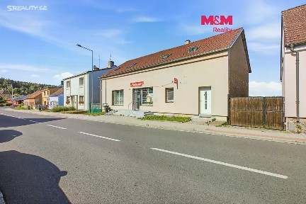 Prodej rodinného domu 280 m², pozemek 626 m²