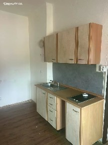 Pronájem bytu 2+1 69 m² nám.Kapitána Kučery, Cerhovice