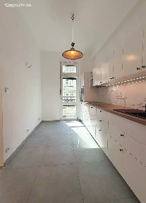 Pronájem bytu 3+1 88 m² Italská, Praha - Vinohrady