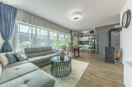 Prodej bytu 4+kk 99 m² Jiřice