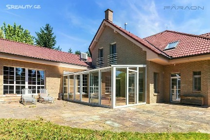 Pronájem kanceláře 725 m² Skřivánčí, Praha - Březiněves