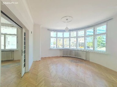 Pronájem kanceláře 112 m² Chrudimská, Praha - Vinohrady
