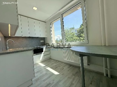 Pronájem bytu 2+1 56 m² Na Pátku, Rokycany - Nové Město