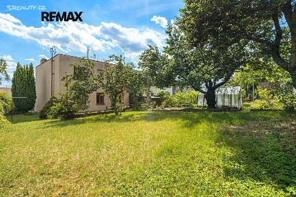 Prodej rodinného domu 220 m², pozemek 564 m² Studnická, Praha - Horní Počernice
