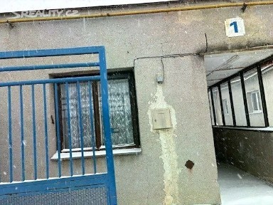 Popelínská, Strmilov