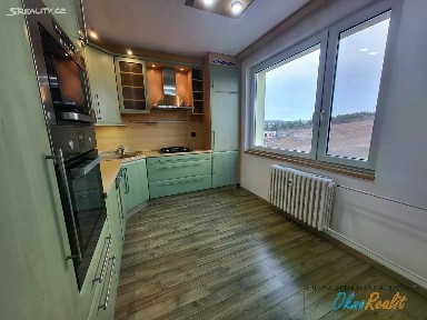 Prodej bytu 3+1 78 m² Kaštanová, Rosice