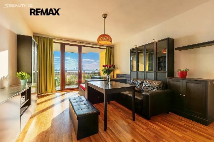 Prodej bytu 1+kk 31 m² Na Slatince, Praha - Záběhlice