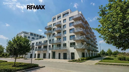 Prodej bytu 2+kk 41 m² Praha