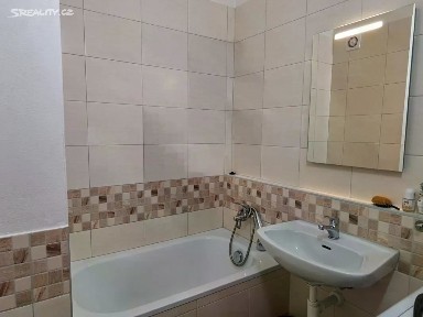 Rochovská, Praha - Hloubětín