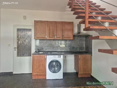 Pronájem bytu 2+kk 56 m² Freyova, Praha - Vysočany