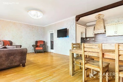 Pronájem bytu 3+kk 100 m² U Dívčích hradů, Praha - Smíchov