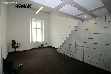 Pronájem kanceláře 28 m² Holečkova, Praha - Smíchov