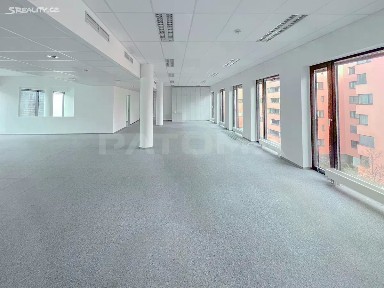 Pronájem kanceláře 220 m² Jankovcova, Praha - Holešovice