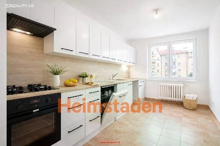 Pronájem bytu 2+1 56 m² náměstí Jana Nerudy, Ostrava - Poruba