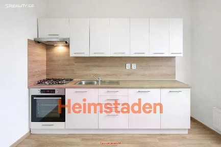 Pronájem bytu 3+1 66 m² Petruškova, Ostrava - Zábřeh