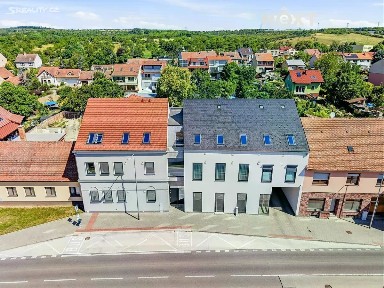 Prodej bytu 3+kk 77 m² 24. dubna, Želešice