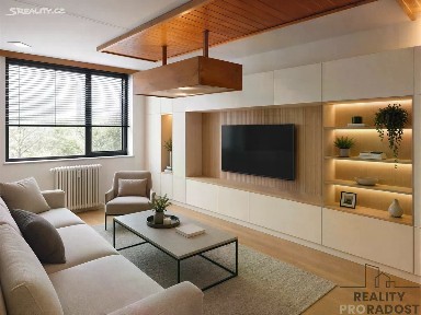 Prodej bytu 4+1 88 m² U Větrolamu, Hustopeče