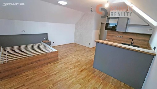 Prodej bytu 1+kk 51 m² P. Bezruče, Valtice