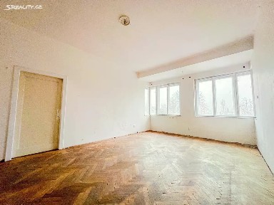 Znojmo, Vídeňská třída, 13