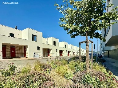 Prodej bytu 3+kk 78 m² Pazourková, Kuřim