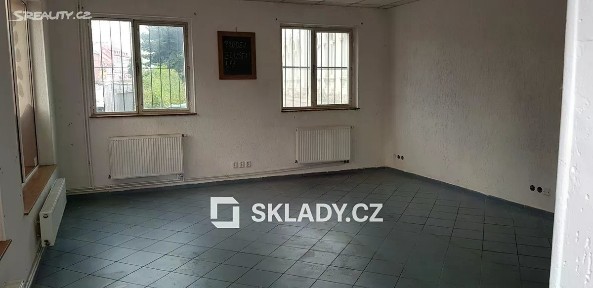 Pronájem skladového prostoru 86 m²