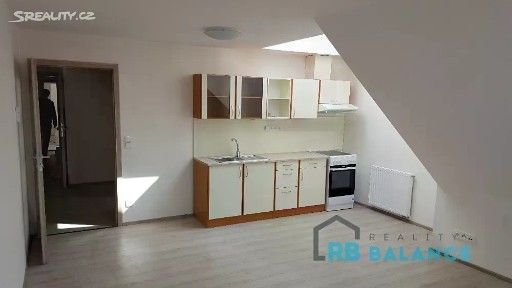 Pronájem bytu 1+kk 39 m² náměstí Míru, Svitavy - Město