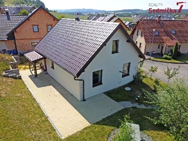 Prodej rodinného domu 127 m², pozemek 1042 m² Kouzelná, Libice nad Doubravou