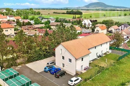 Pronájem bytu 1+kk 29 m² Račiněves