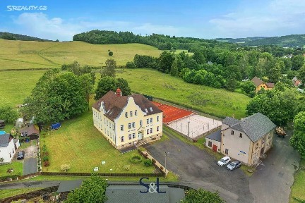 Prodej ubytovacího zařízení 919 m²