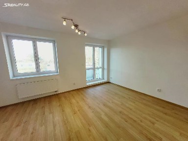 Pronájem bytu 1+kk 32 m² Zahrádky, Uherské Hradiště