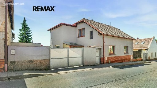 Prodej rodinného domu 200 m², pozemek 720 m²