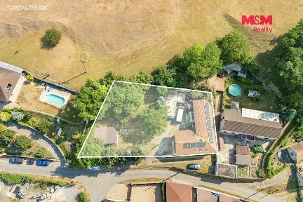 Prodej rodinného domu 230 m², pozemek 945 m²