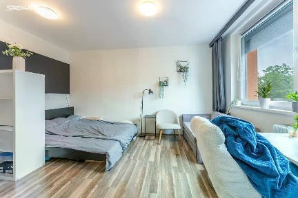 Prodej bytu 1+1 37 m² Dvořišťská, Praha - Kyje