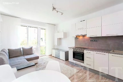 Prodej bytu 2+kk 44 m² Františka Kadlece, Praha - Libeň