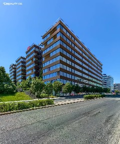 Pronájem restaurace 418 m² Vyskočilova, Praha - Michle