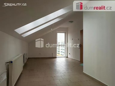 Pronájem bytu 1+kk 40 m² Na Zlaté stoce, České Budějovice - České Budějovice 2