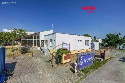 Prodej kanceláře 330 m²